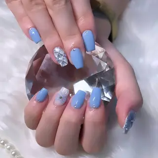 ネイル Kobayashi Komugiのネイルデザイン