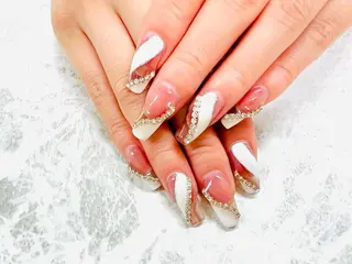 ロング ユリシスネイル 担当近藤のネイルデザイン