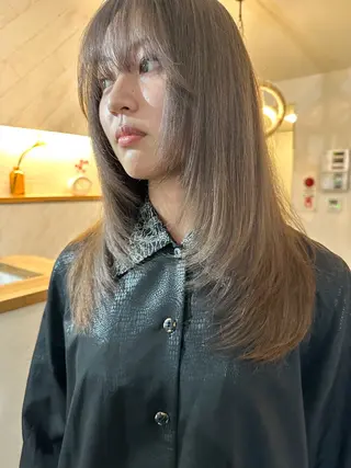 セミロング カラー 梅田 illfrere 所属・イルフレール ryuのヘアスタイル