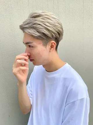 ショート タナカ レイのヘアスタイル