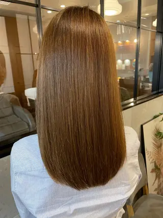 ロング 青山 airaのヘアスタイル