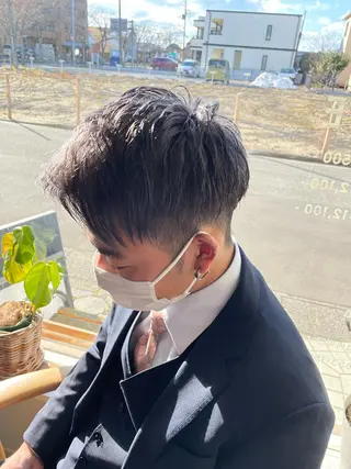 カラー メンズ チグサ ミウのヘアスタイル