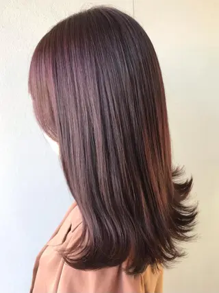 ミディアム 佐山 聖玲奈のヘアスタイル