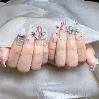 ネイル DEMAIN- 🌹のネイルデザイン