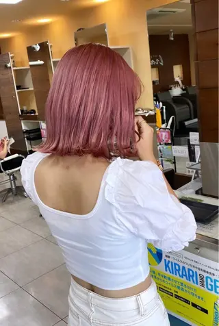 ミディアム カラー ヘアアレンジ HAIRSALONLOOP所属・川上 麻梨阿のヘアスタイル
