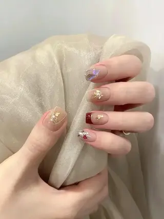 ネイル Laule’a Nail新宿所属・ミナ🌈 Laule'aのネイルデザイン