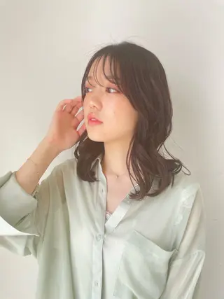 ミディアム 金安 かんたのヘアスタイル