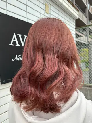 ミディアム 服部 真希のヘアスタイル