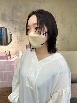 ミディアム カラー yupi🐈‍⬛ レイヤー/パーマのヘアスタイル