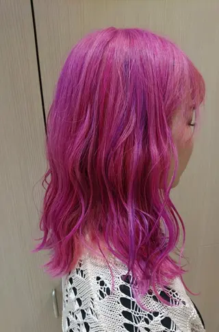 セミロング カラー 社内カット講師・店長 菅原賢一のヘアスタイル