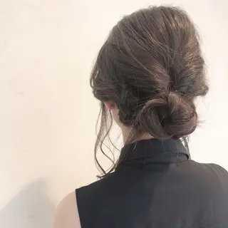 セミロング ヘアアレンジ The book hand salon所属・伊藤 さやかのヘアスタイル