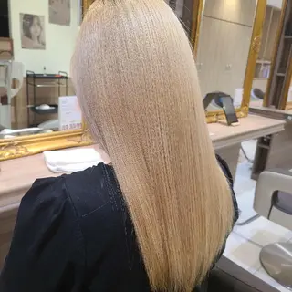 ロング Ash 店長　山下達也のヘアスタイル