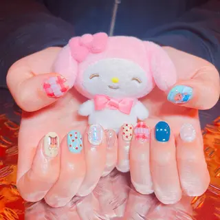 ネイル 半村 明のネイルデザイン