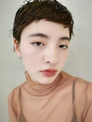 ショート カラー ヘアアレンジ AND THE BRICKS所属・AND THE BRICKS北川珠紀の眉毛・アイブロウイメージ