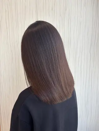 ミディアム vis fleur 日暮里所属・早坂 紅葉のヘアスタイル