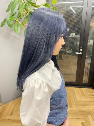 ロング カラー 岸本 理希のヘアスタイル