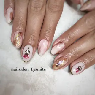 ネイル Lysmite所属・岩本 美香のネイルデザイン