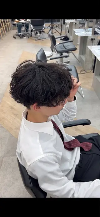 パーマ メンズ 🌀toa/波巻き✨ /メンズパーマ／栄のヘアスタイル