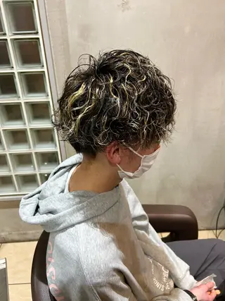 パーマ メンズ 勝屋 有梨のヘアスタイル
