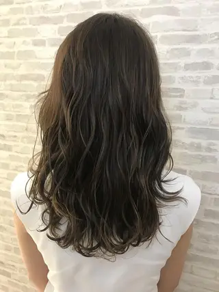 セミロング カラー 小金丸 里沙のその他イメージ