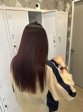 ロング カラー ルナ/ SYS by fitのヘアスタイル