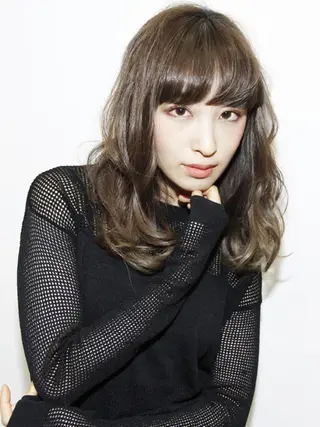 セミロング EYEstylist ·ai MOERIのマツエク・マツパデザイン