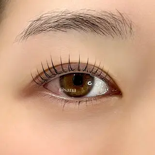 マツエク・マツパ Bella Luna所属・〖那覇/ベラルーナ〗 sanaの眉毛・アイブロウイメージ