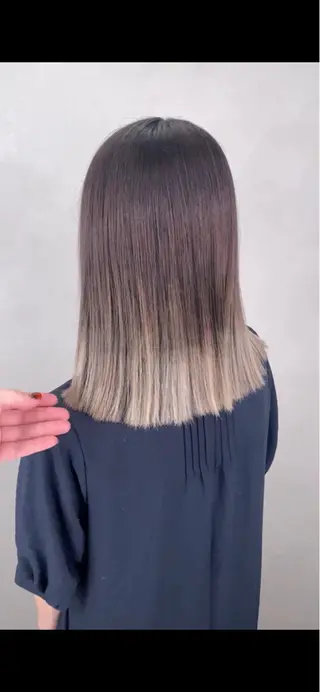 ミディアム カラー share salon OXY 渋谷店所属・髪質改善×ケア ブリーチ/KEIGOのヘアスタイル