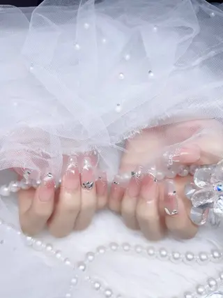 ネイル Yudia🦋 azuのネイルデザイン