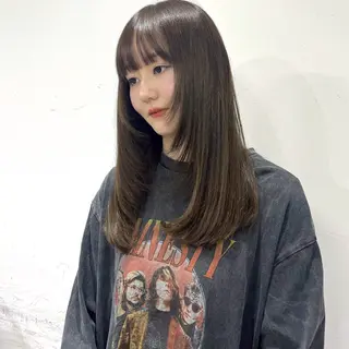 ロング カラー 無料カットモデル ユナのヘアスタイル