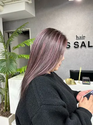 セミロング デザインカラー🌈 NAOTOのヘアスタイル