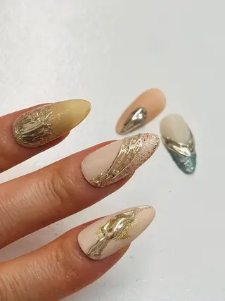 セミロング ネイル RIONnail(リオンネイル)所属・RIONnail Yurikaのネイルデザイン