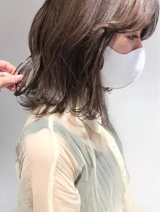 ミディアム カラー 遠藤 愛莉のヘアスタイル