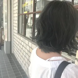 ミディアム 横山 莉奈のヘアスタイル
