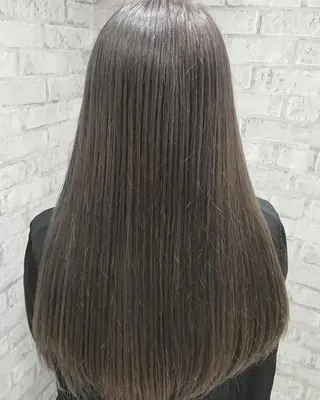 ロング カラー 秋山 幸太のヘアスタイル