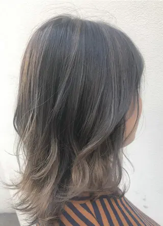 ミディアム 透明感・艶カラー/ 坂田友梨奈のヘアスタイル