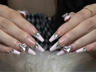 ネイル Julli NailStudioのネイルデザイン