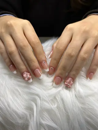 ネイル Beauty Salon Plaisir所属・🌺Plaisir Kasumi Jr.のネイルデザイン