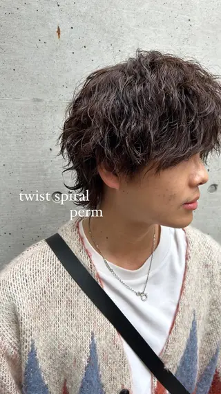 ショート パーマ ミウラナツサ /レイヤーカットのヘアスタイル