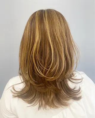 セミロング ase.糸島店所属・UEDA AYAのヘアスタイル