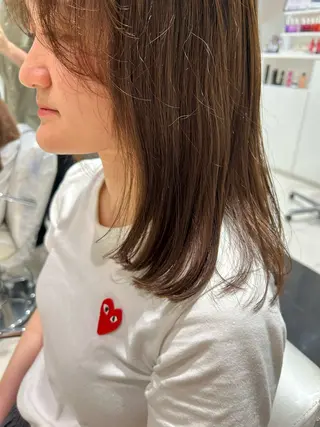 セミロング オオタ ユイナ🌈のヘアスタイル