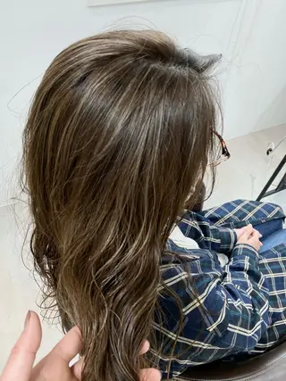 セミロング a-o岡野　こやま しんぺいのヘアスタイル