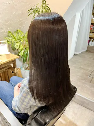 セミロング カラー 新宿デザインカット 👶RENAのヘアスタイル
