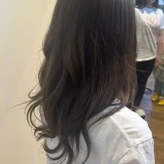 カラー 西澤 希のヘアスタイル