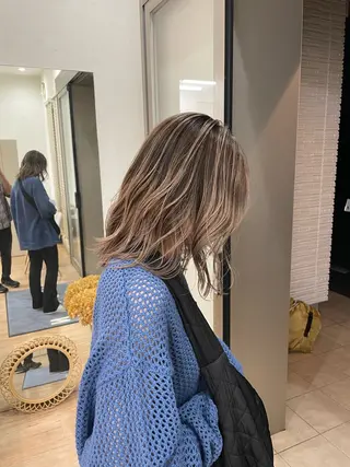 セミロング カラー 橋本翔 /ブリーチカラーのヘアスタイル