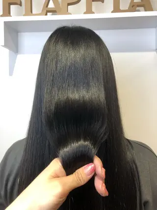 ロング カラー 青野 文香のヘアスタイル