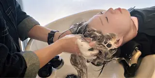 加納 慶治郎のヘアスタイル