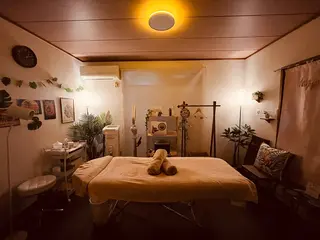 脱毛エステサロンViViPirina所属・軽部 歩のエステ・リラクイメージ