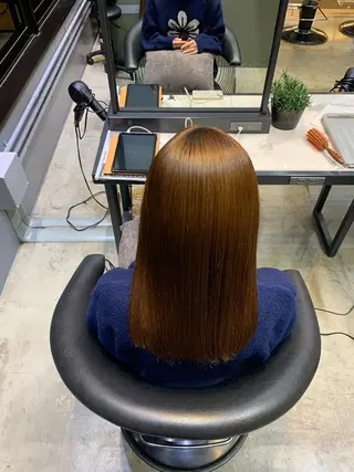 Lond Cheri所属・ひな🐥仙台/ ワンカラー/縮毛矯正のヘアスタイル