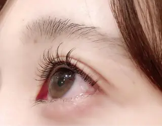 マツエク・マツパ ネイル&アイ QUEEN&CRIMSON所属・眉WAX/ピーリング ホワイトニングの眉毛・アイブロウイメージ